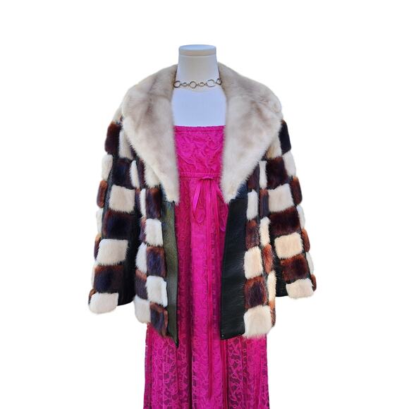 Rare Vtg Brown Cream Black Rabbit Mink Fur Checkered Belt Festive Winter Coat - Picture 7 of 9